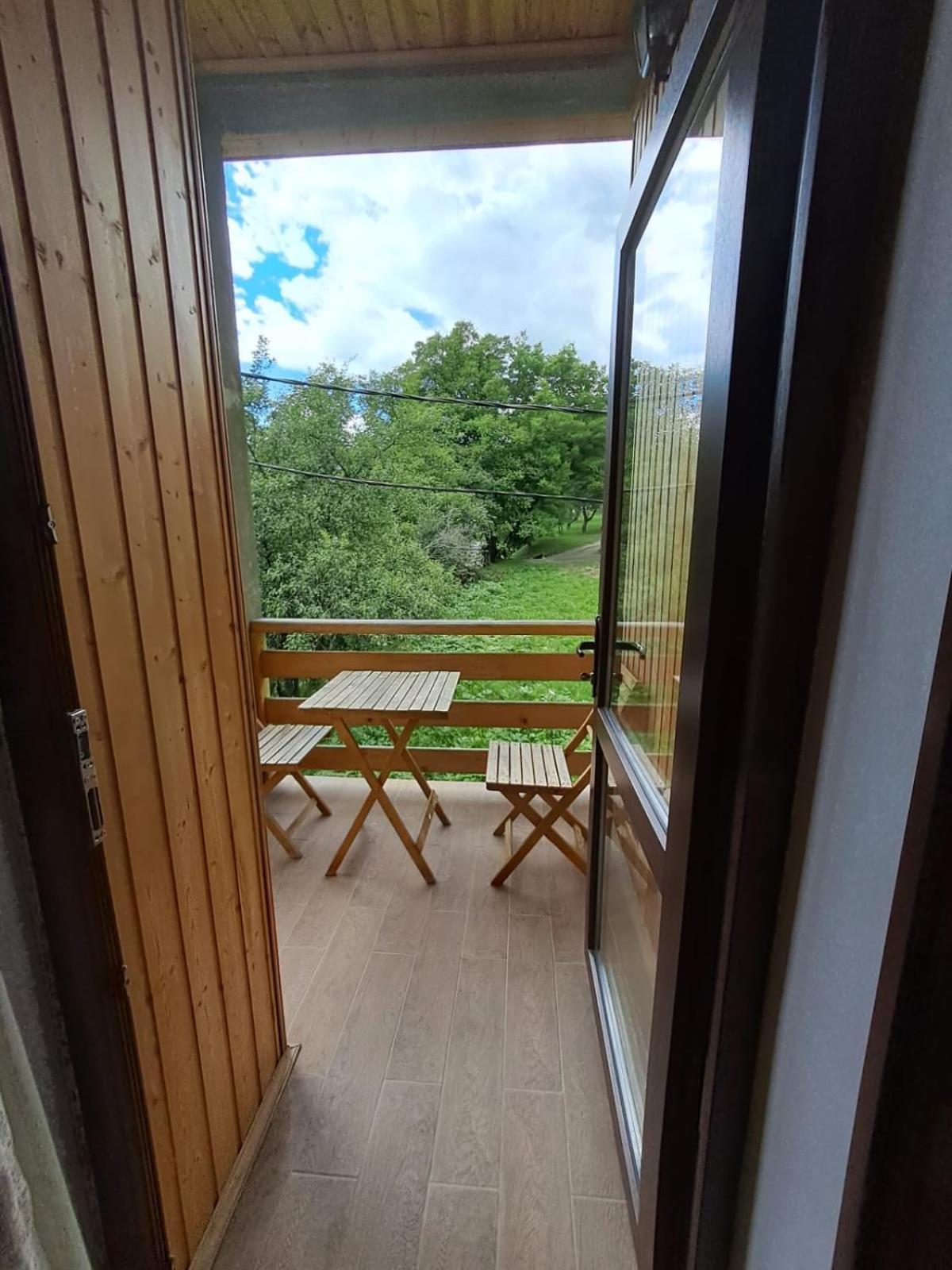 Guest House Kaldani Местія Екстер'єр фото