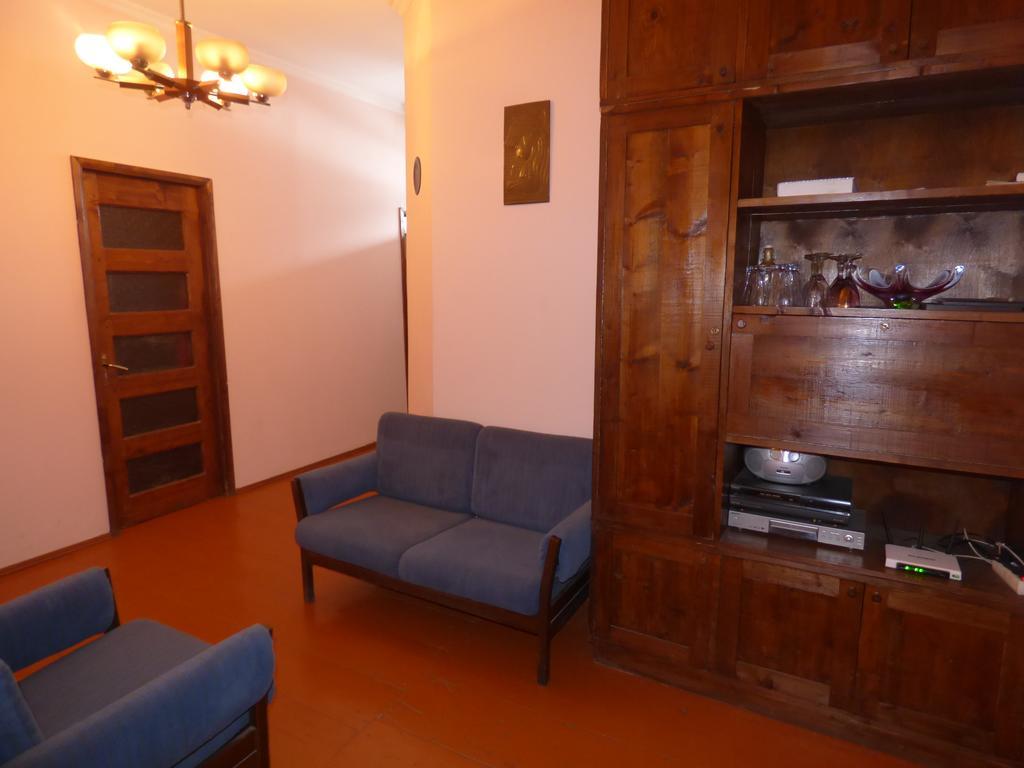 Guest House Kaldani Местія Екстер'єр фото